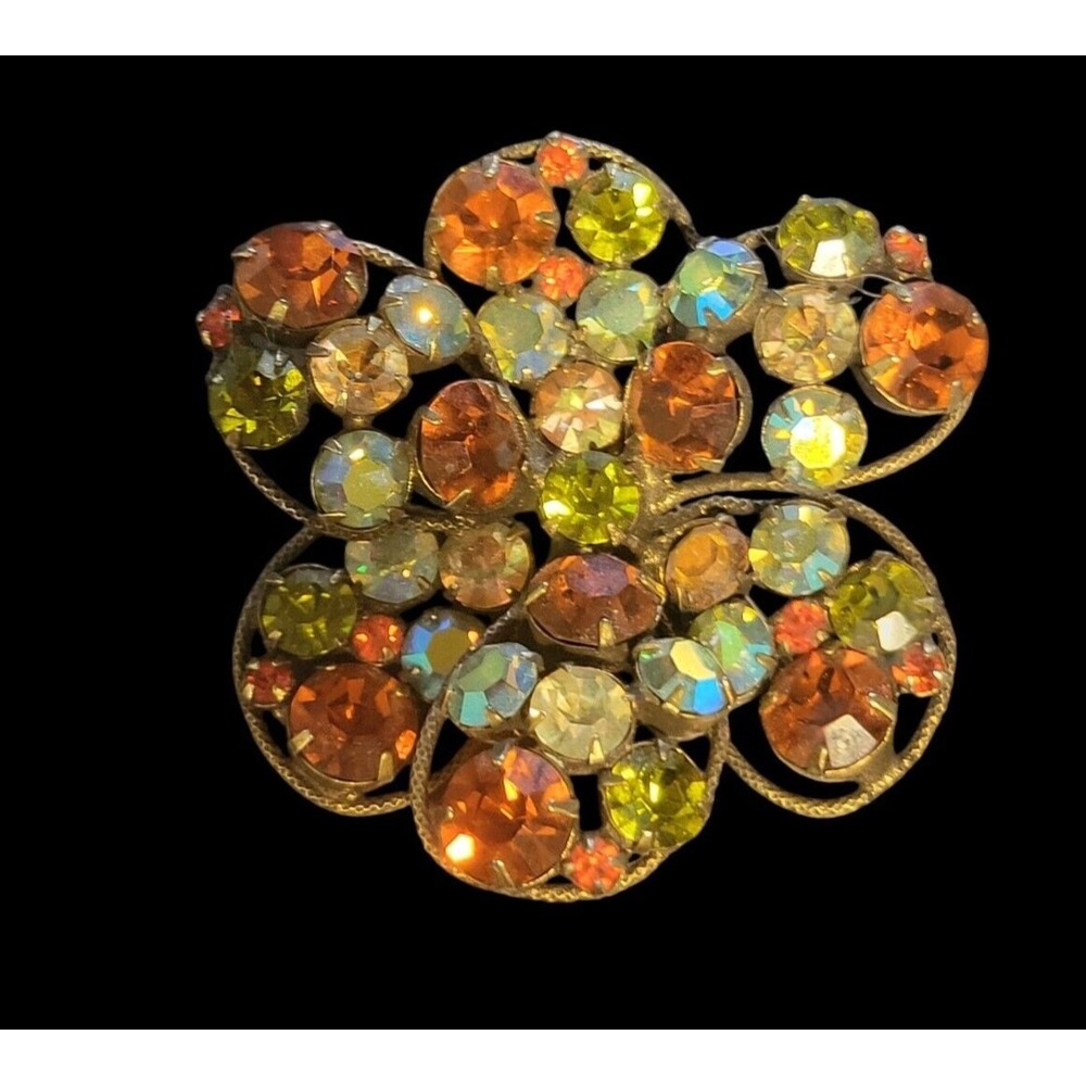 Regency Brooch Daisy Flower Dimensional Vintage Rhinestone Amber Green Signed